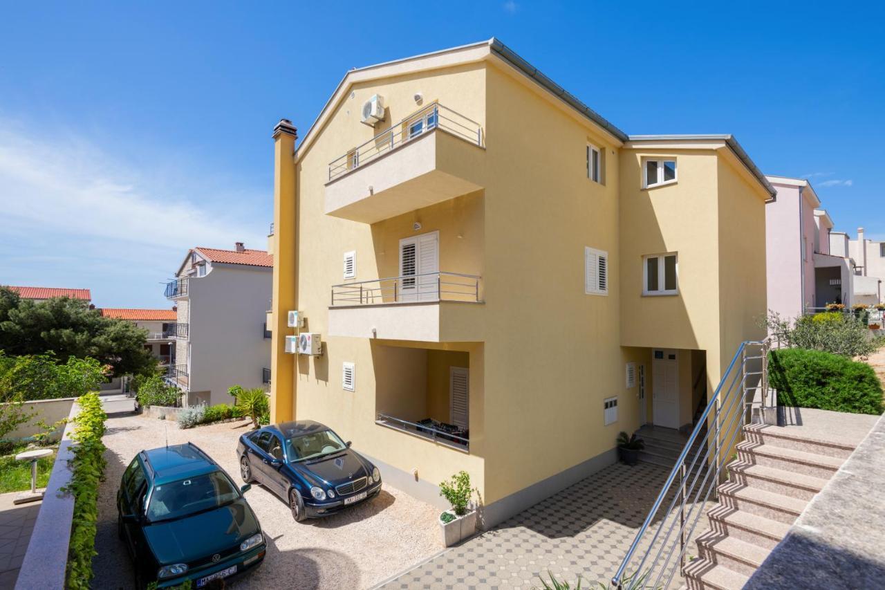 Apartment With Free And Private Parking Makarska Exterior foto